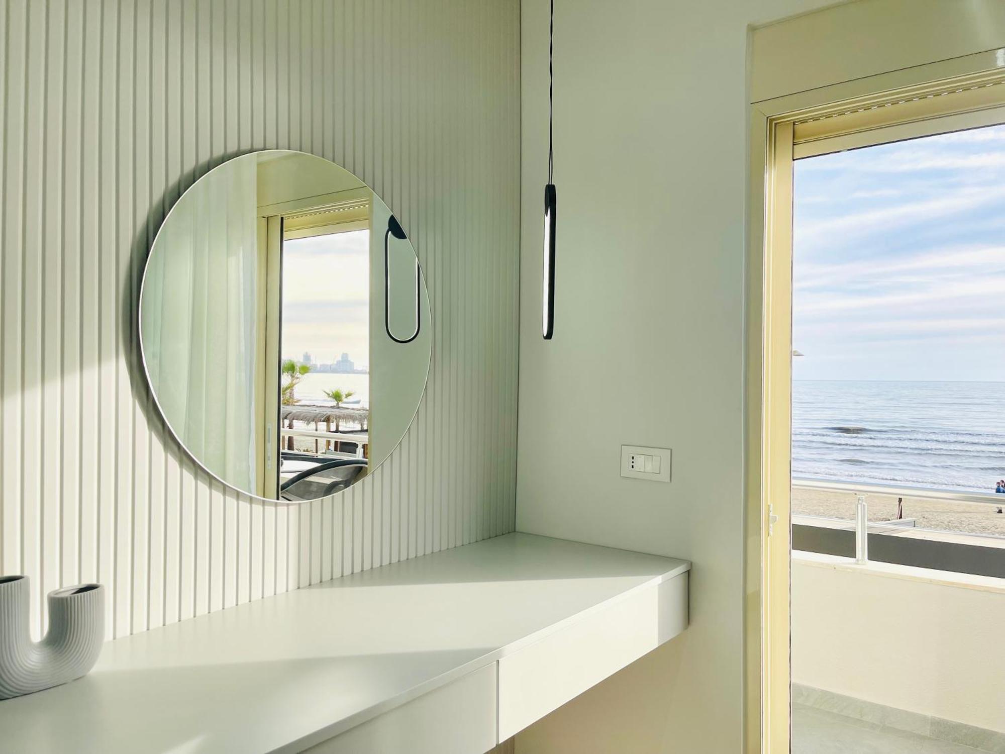 Luxurious Cozy Seaview Apartment Durrës 外观 照片